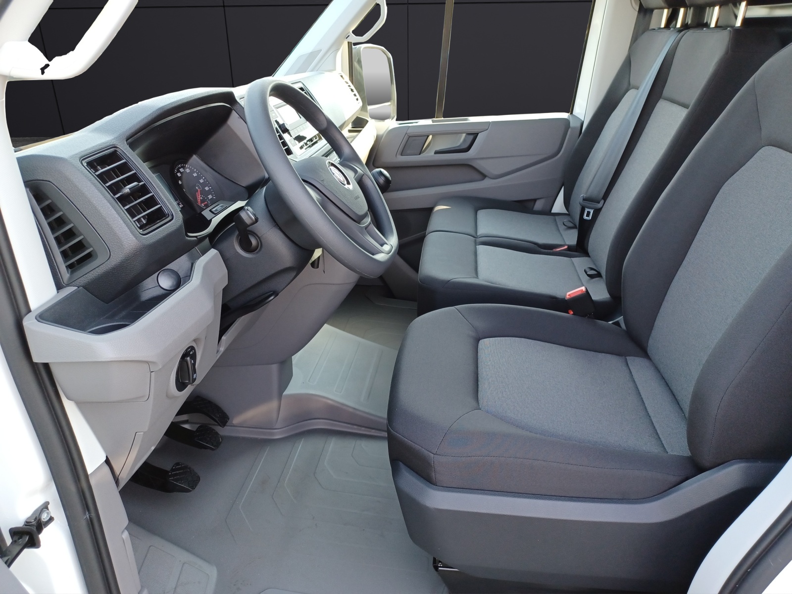 Fahrzeugabbildung Volkswagen Crafter Kasten 35 TDI MR KLIMA AHK RADIO HOLZFUSSBODEN