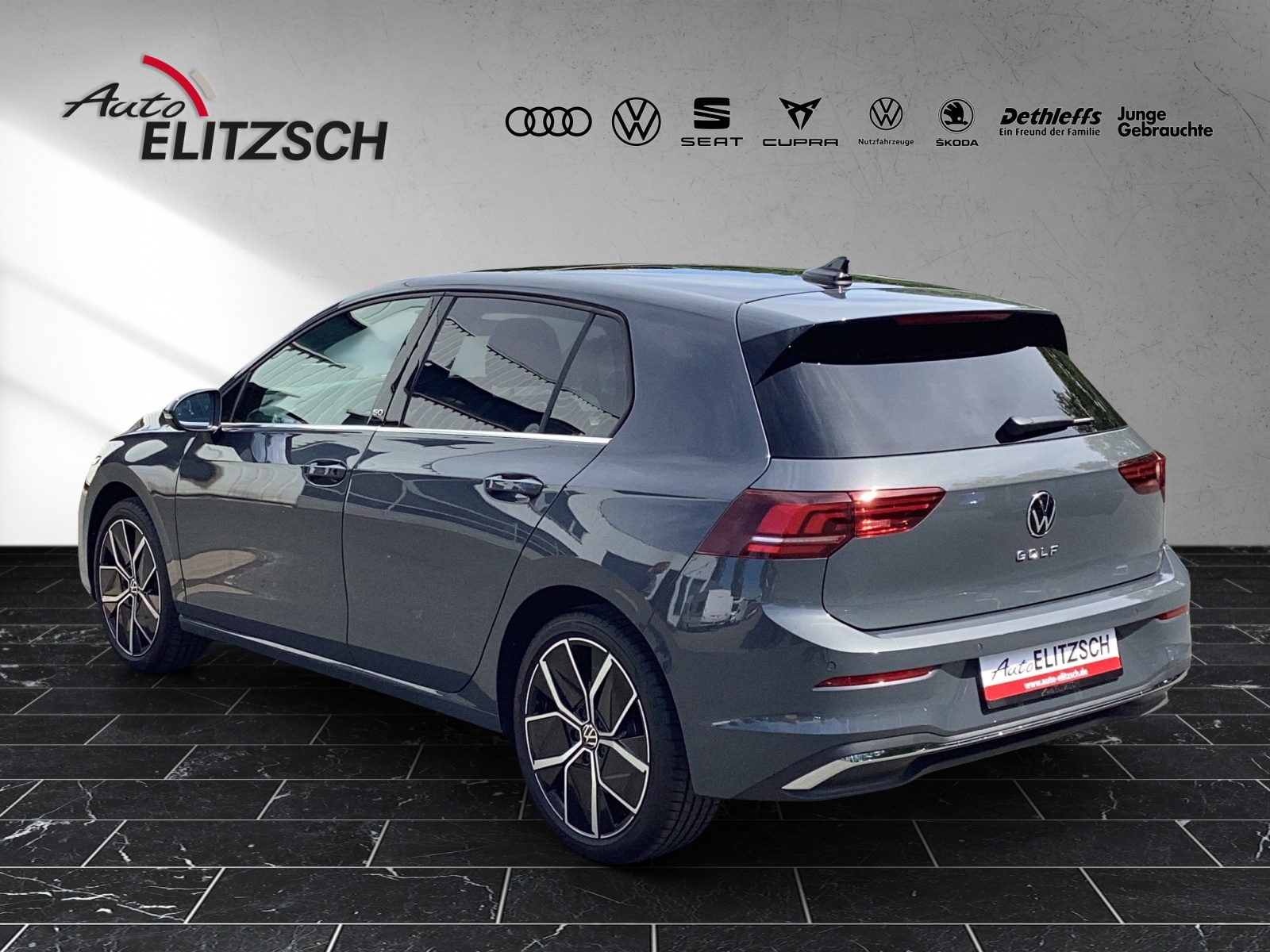 Fahrzeugabbildung Volkswagen Golf VIII eTSI Edition 50 DSG Matrix AHK Pano HUD Kamera DCC ACC