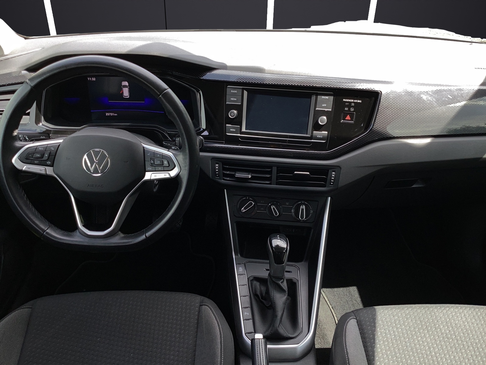 Fahrzeugabbildung Volkswagen Polo TSI Life DSG LED Klima AID DAB PDC