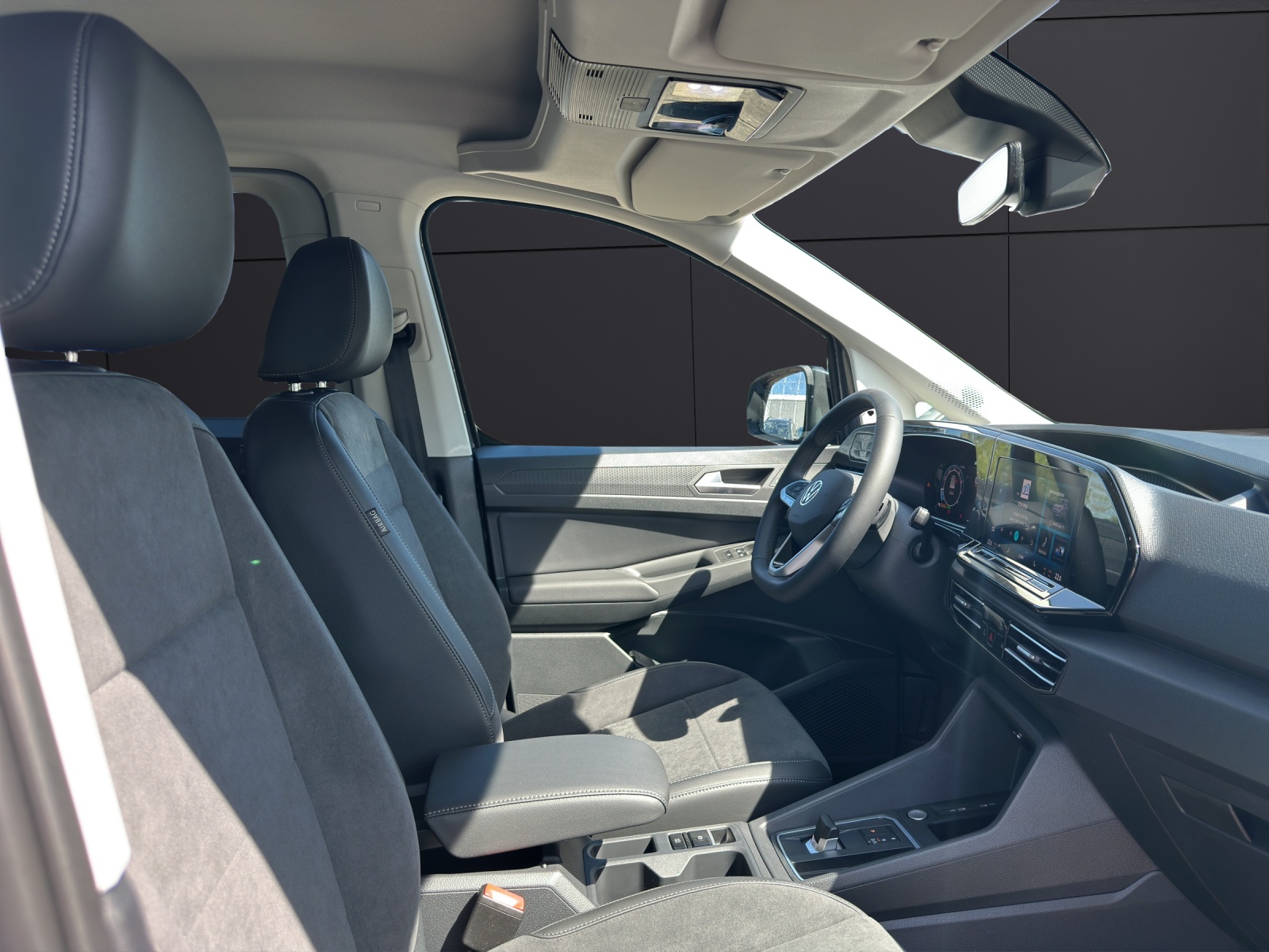 Fahrzeugabbildung Volkswagen Caddy Style TSI 7-DSG KLIMA SITZH. LED RFK