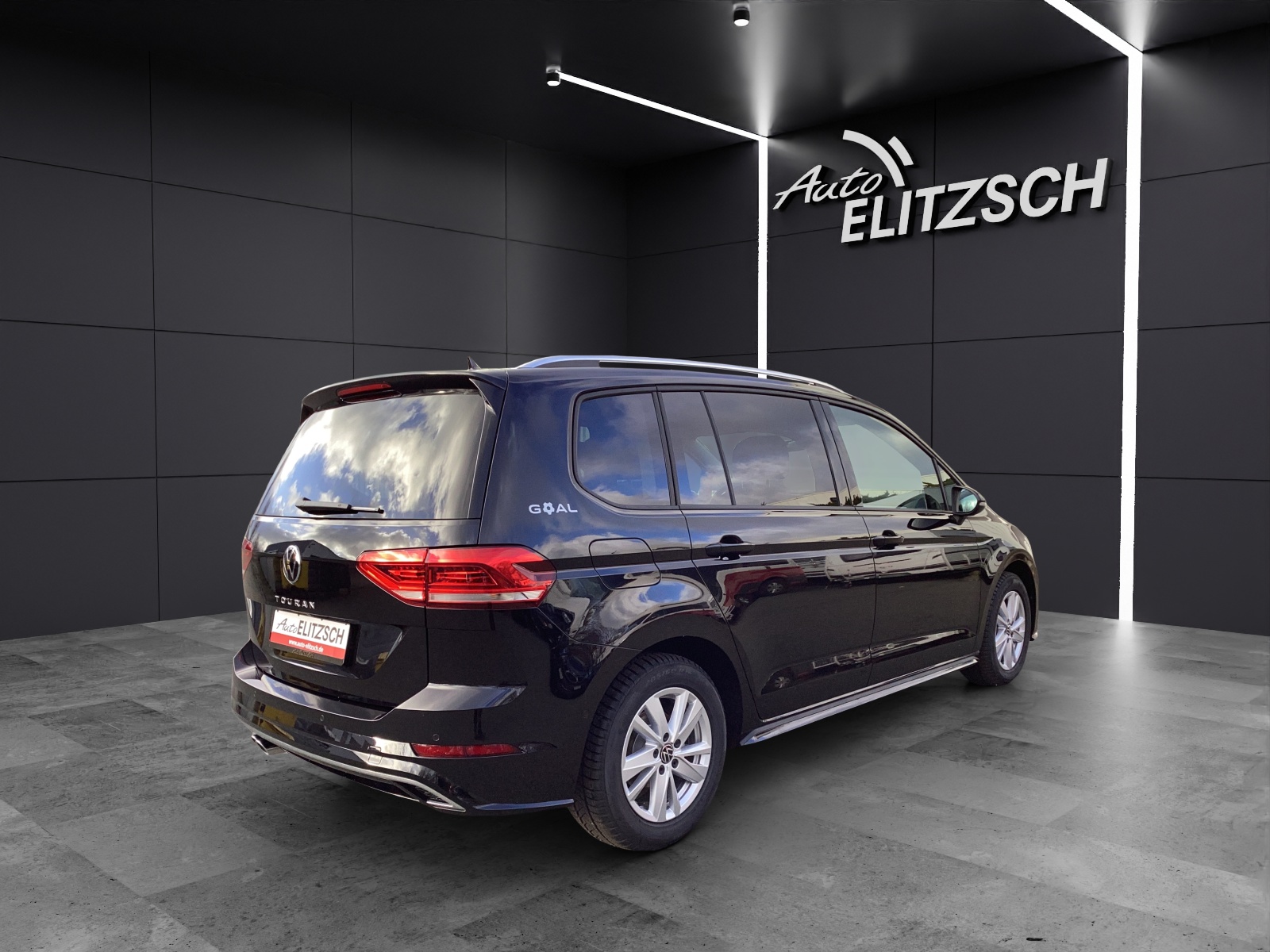Fahrzeugabbildung Volkswagen Touran Comfortline BMT/Start-Stopp AHZV IQ.LIGHT ACC DAB*