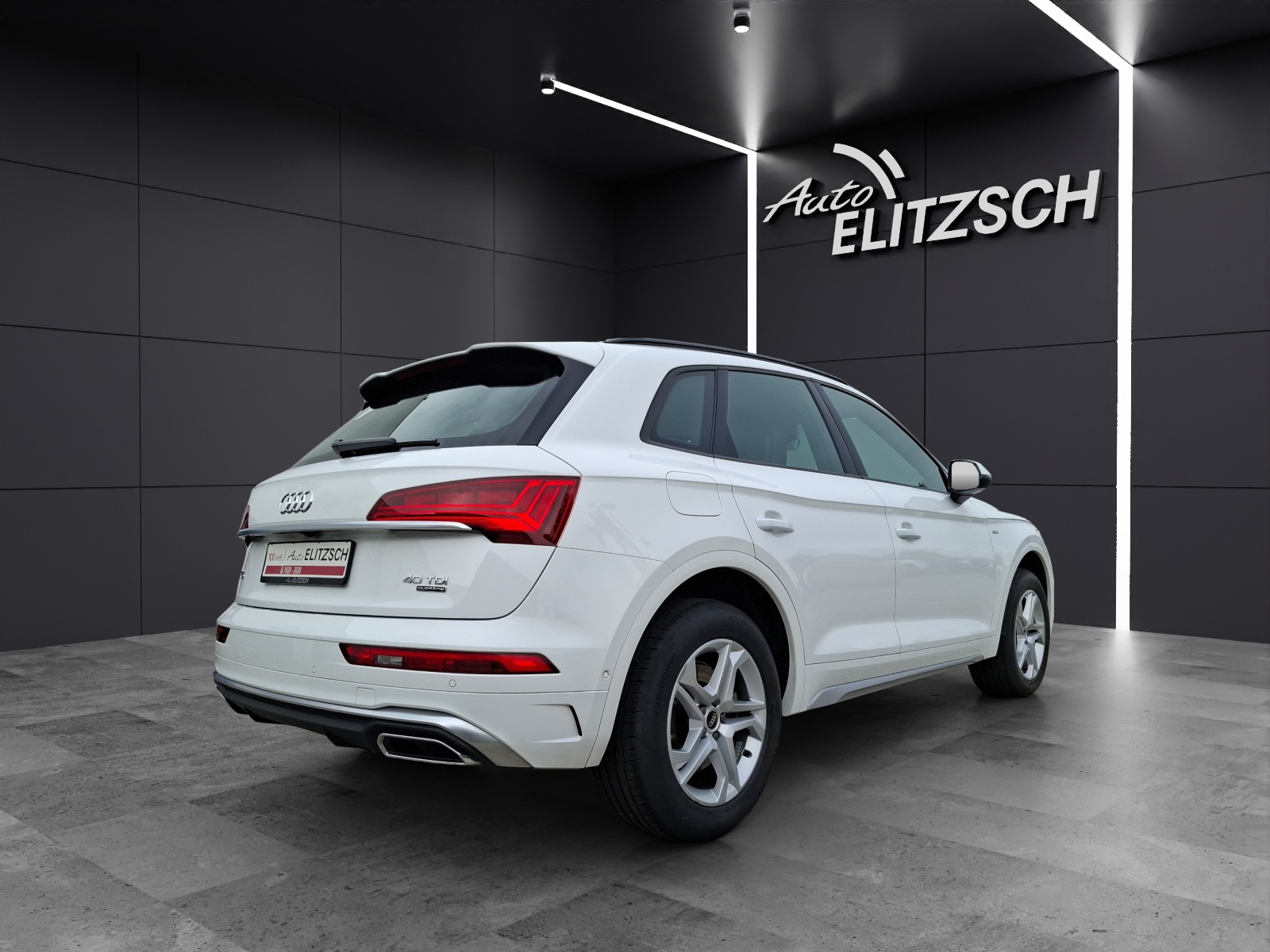 Fahrzeugabbildung Audi Q5 40 TDI quattro S-line S-tronic STH Matrix AHK Navi AVC ACC SH
