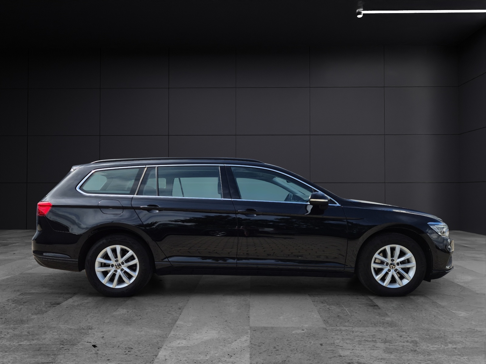 Fahrzeugabbildung Volkswagen Passat Variant TDI Business DSG Matrix Navi ACC RFK SH