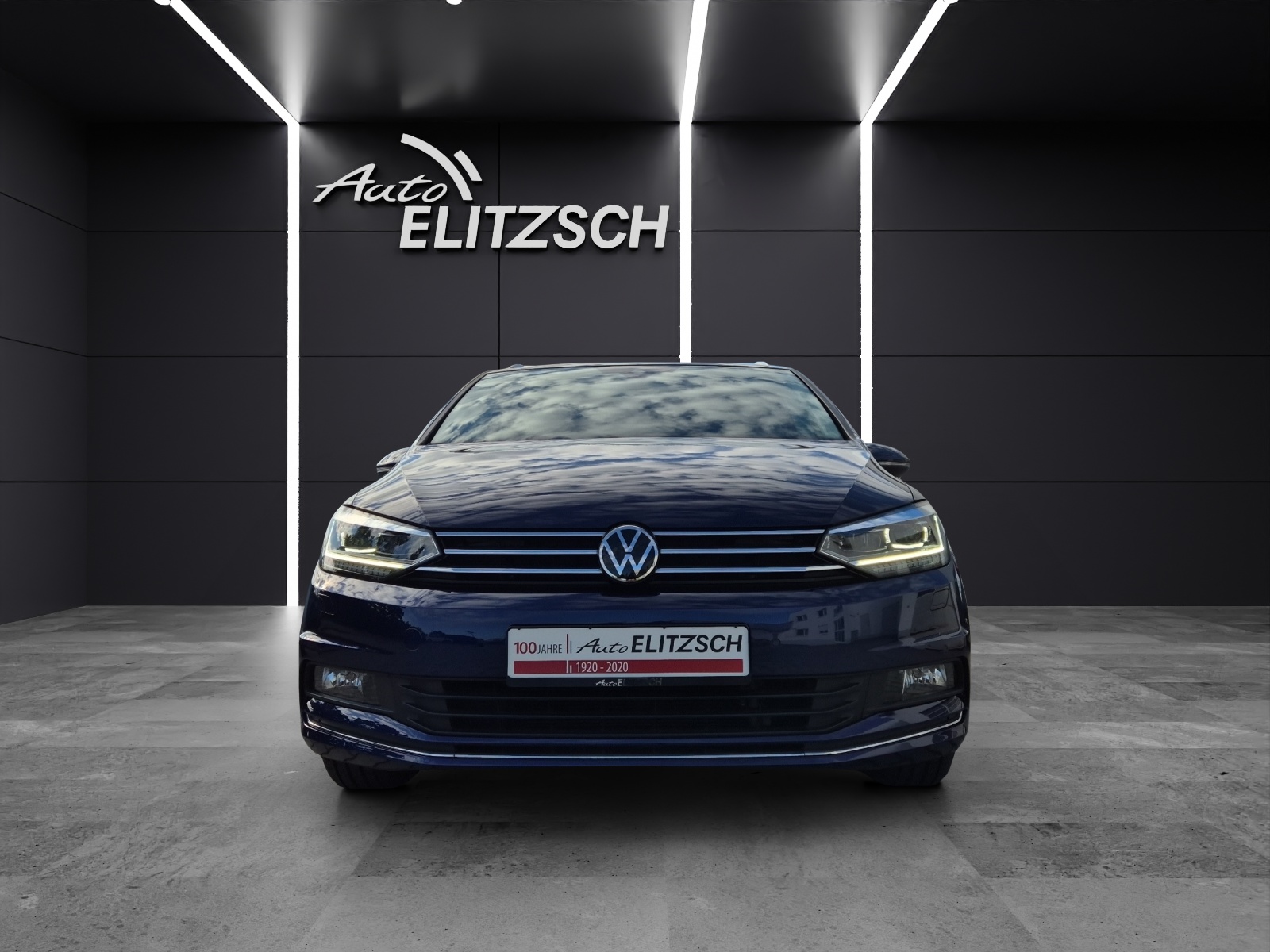 Fahrzeugabbildung Volkswagen Touran TSI United LED Navi ACC RFK SH
