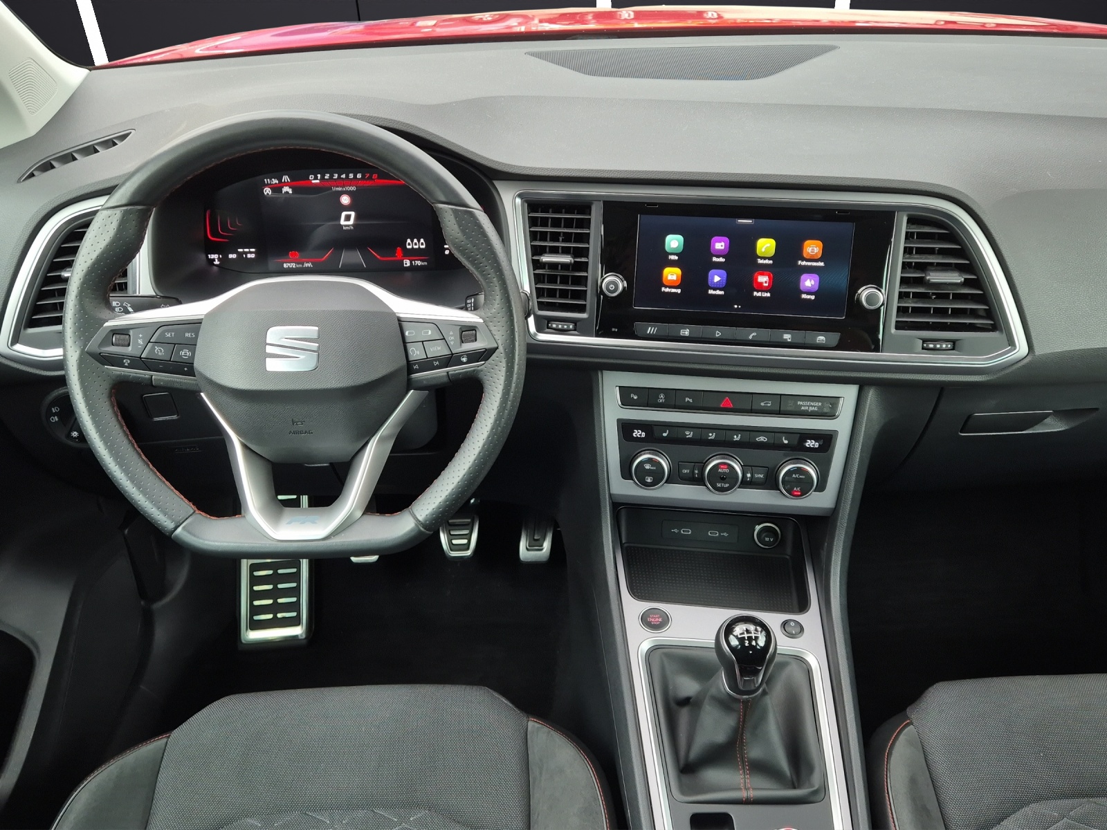 Fahrzeugabbildung SEAT Ateca TSI FR LED AHK CarPlay AID ACC RFK SHZ