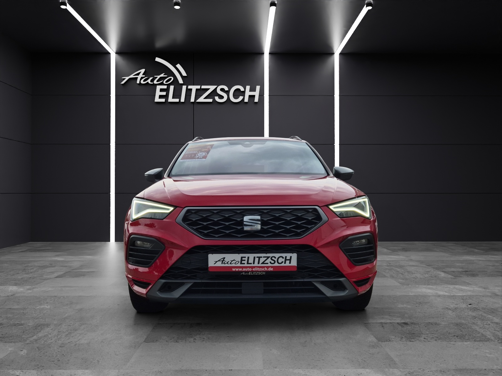 Fahrzeugabbildung SEAT Ateca TSI FR LED AHK CarPlay AID ACC RFK SHZ