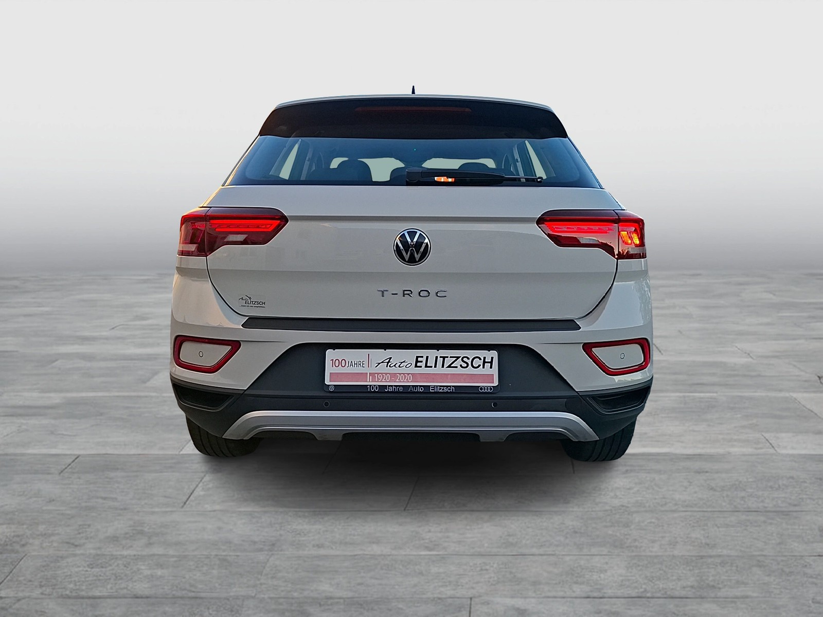 Fahrzeugabbildung Volkswagen T-Roc TSI Life LED CarPlay AID GRA Park-Assist SH