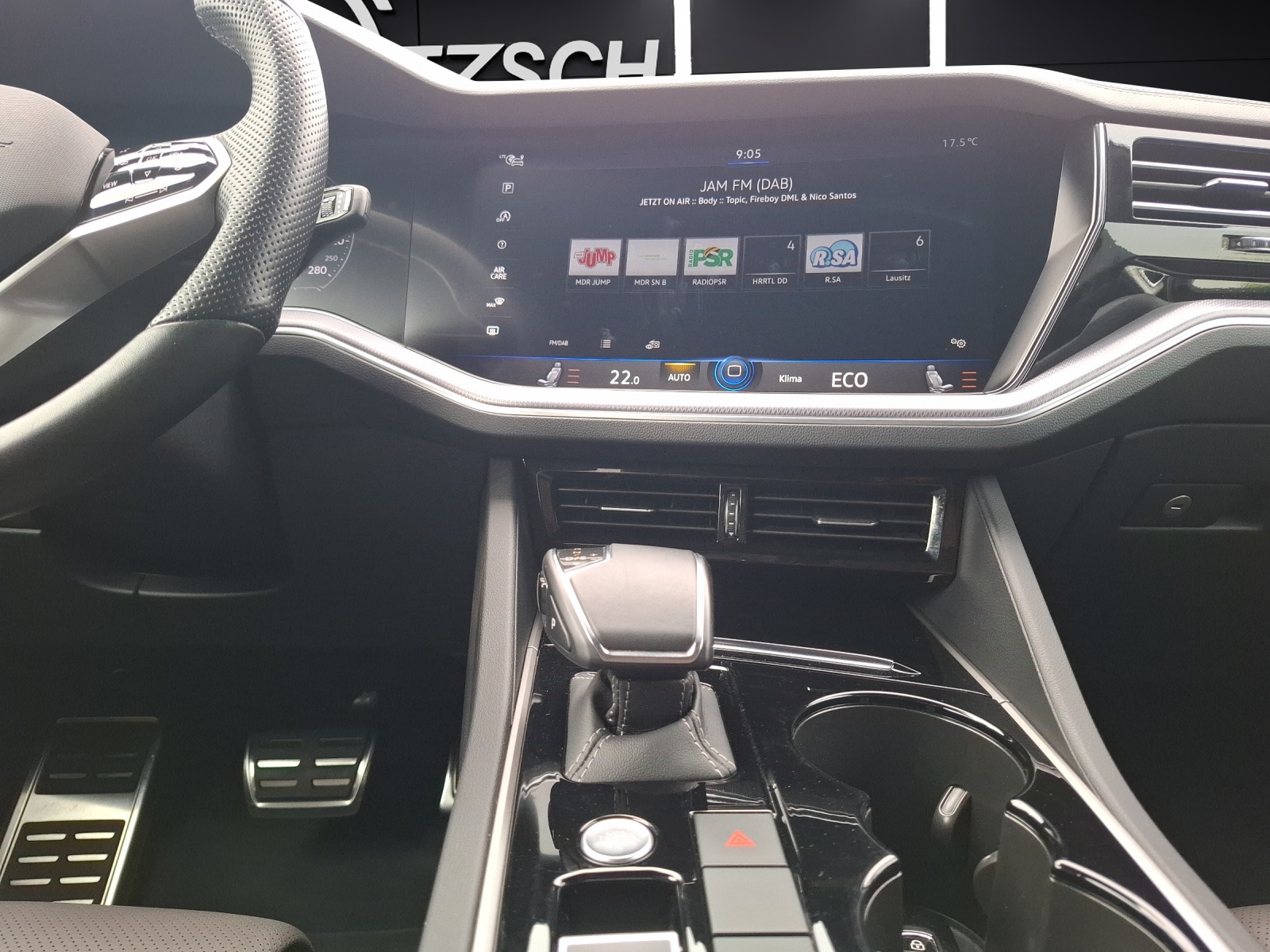 Fahrzeugabbildung Volkswagen Touareg TDI R-Line 4M Standhzg. Matrix AHK Navi Luft Leder AID ACC RFK SH 20