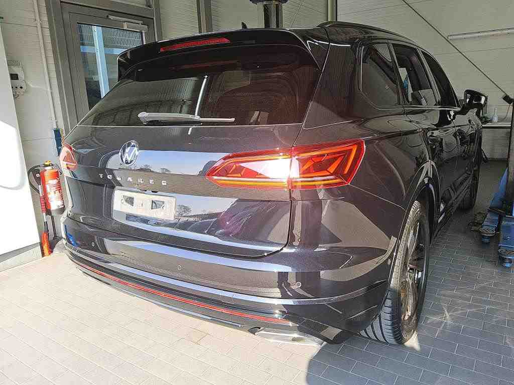 Fahrzeugabbildung Volkswagen Touareg TDI R-Line 4M Standhzg. Matrix AHK Navi Luft Leder AID ACC RFK SH 20