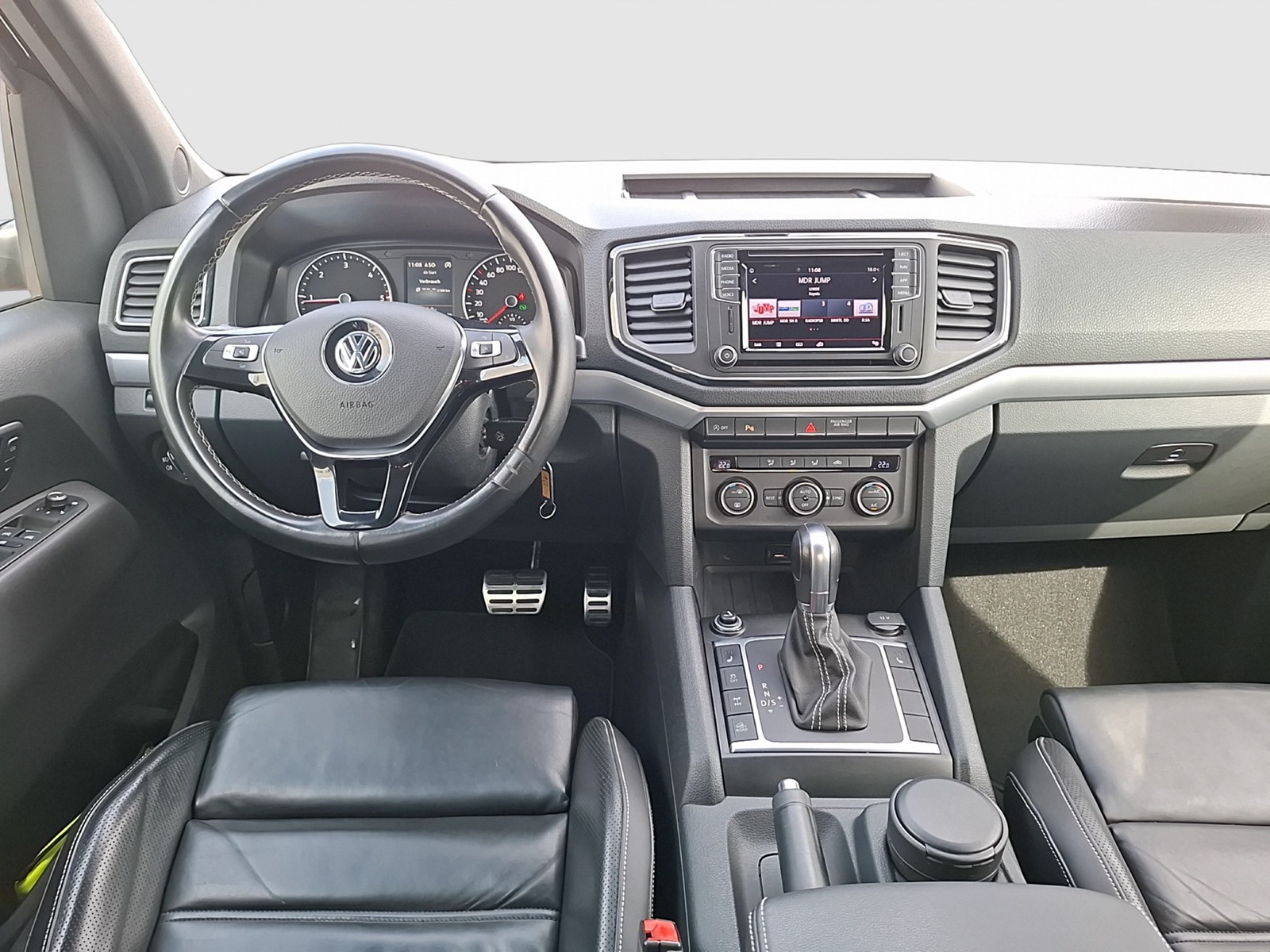 Fahrzeugabbildung Volkswagen Amarok TDI Aventura DC DSG 4M STH Xenon AHK Navi Leder GRA RFK SH