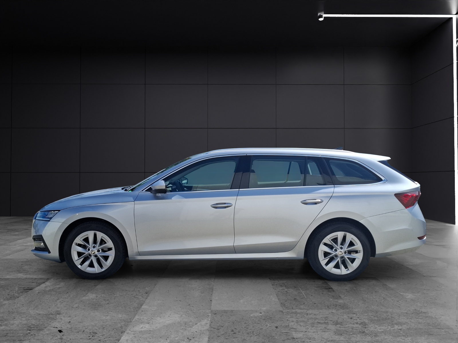 Fahrzeugabbildung SKODA Octavia Combi TDI Style DSG LED Navi HUD PDC SH LM