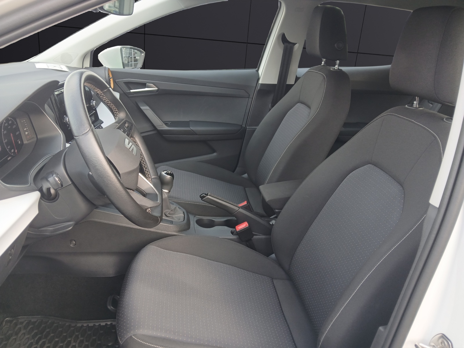 Fahrzeugabbildung SEAT Ibiza 1.0 TSI Style LED Climatronic SH