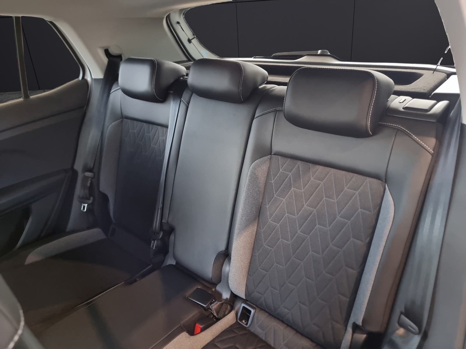 Fahrzeugabbildung Volkswagen T-Cross Energy LED DAB ACC