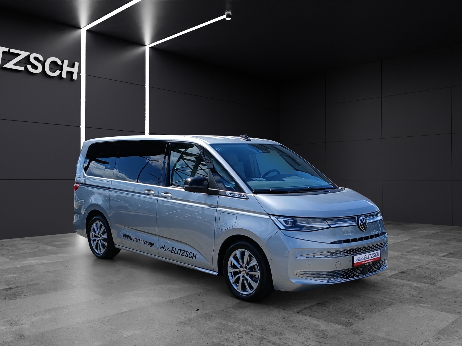 Fahrzeugabbildung Volkswagen T7 Multivan eHybrid Style LR 4MOT DSG LED NAVI AREA VIEW ACC