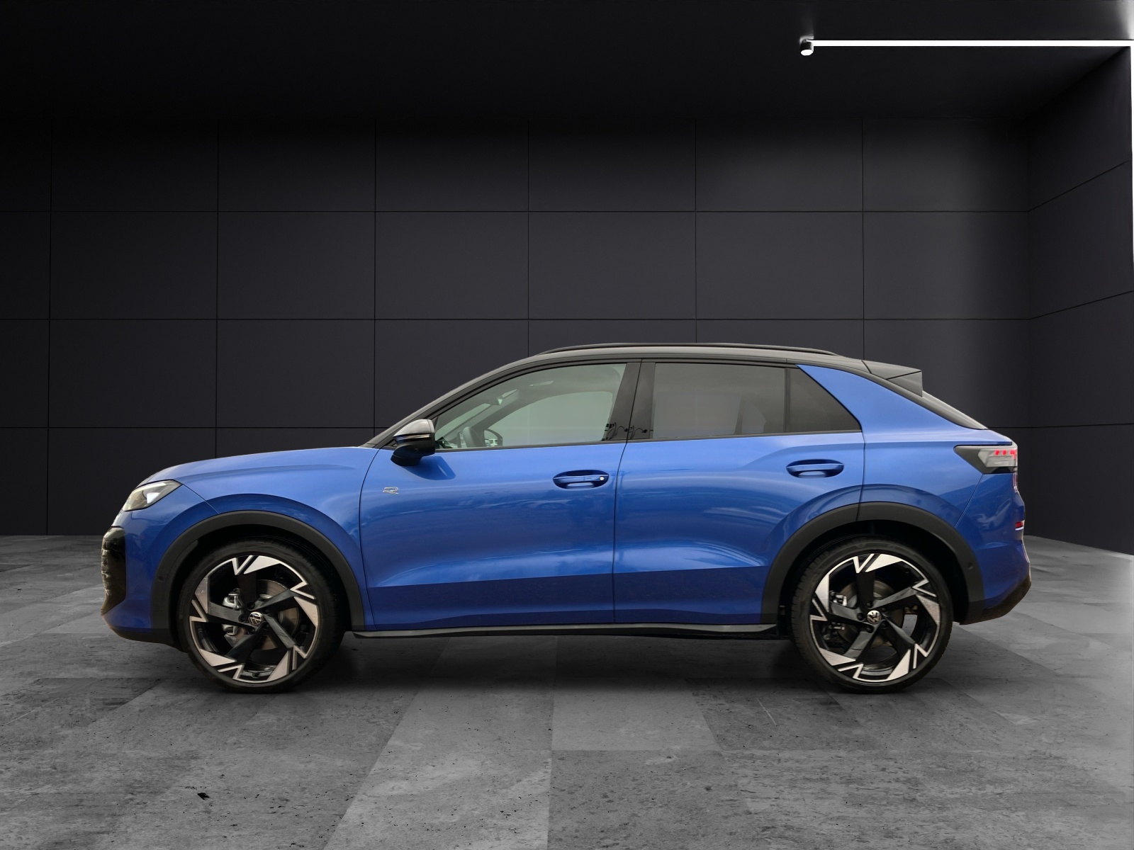 Fahrzeugabbildung Volkswagen T-Roc R-Line TSI DSG ACC SH 360° AppConnect DAB+ Navi