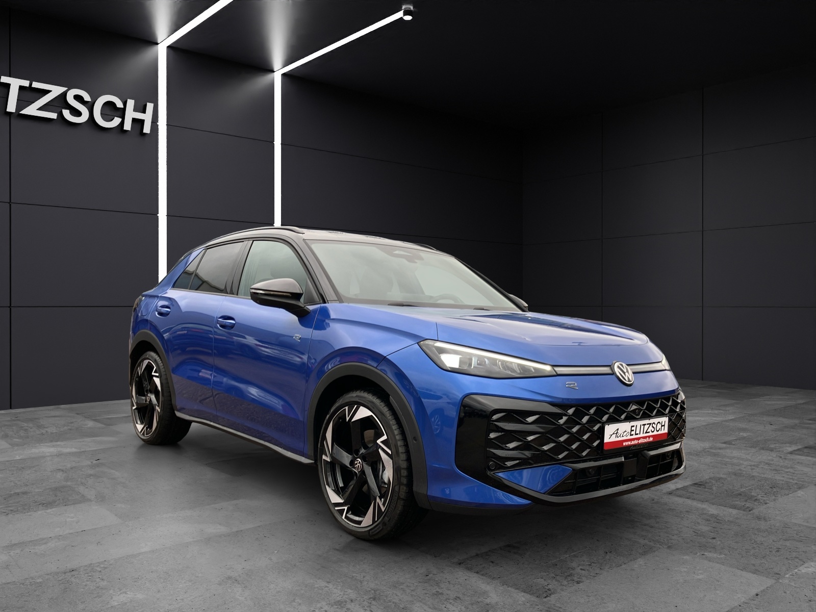Fahrzeugabbildung Volkswagen T-Roc R-Line TSI DSG ACC SH 360° AppConnect DAB+ Navi