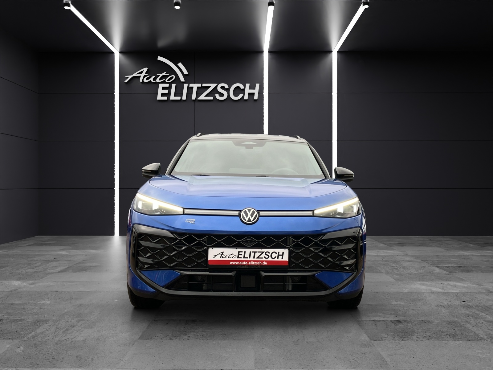 Fahrzeugabbildung Volkswagen T-Roc R-Line TSI DSG ACC SH 360° AppConnect DAB+ Navi