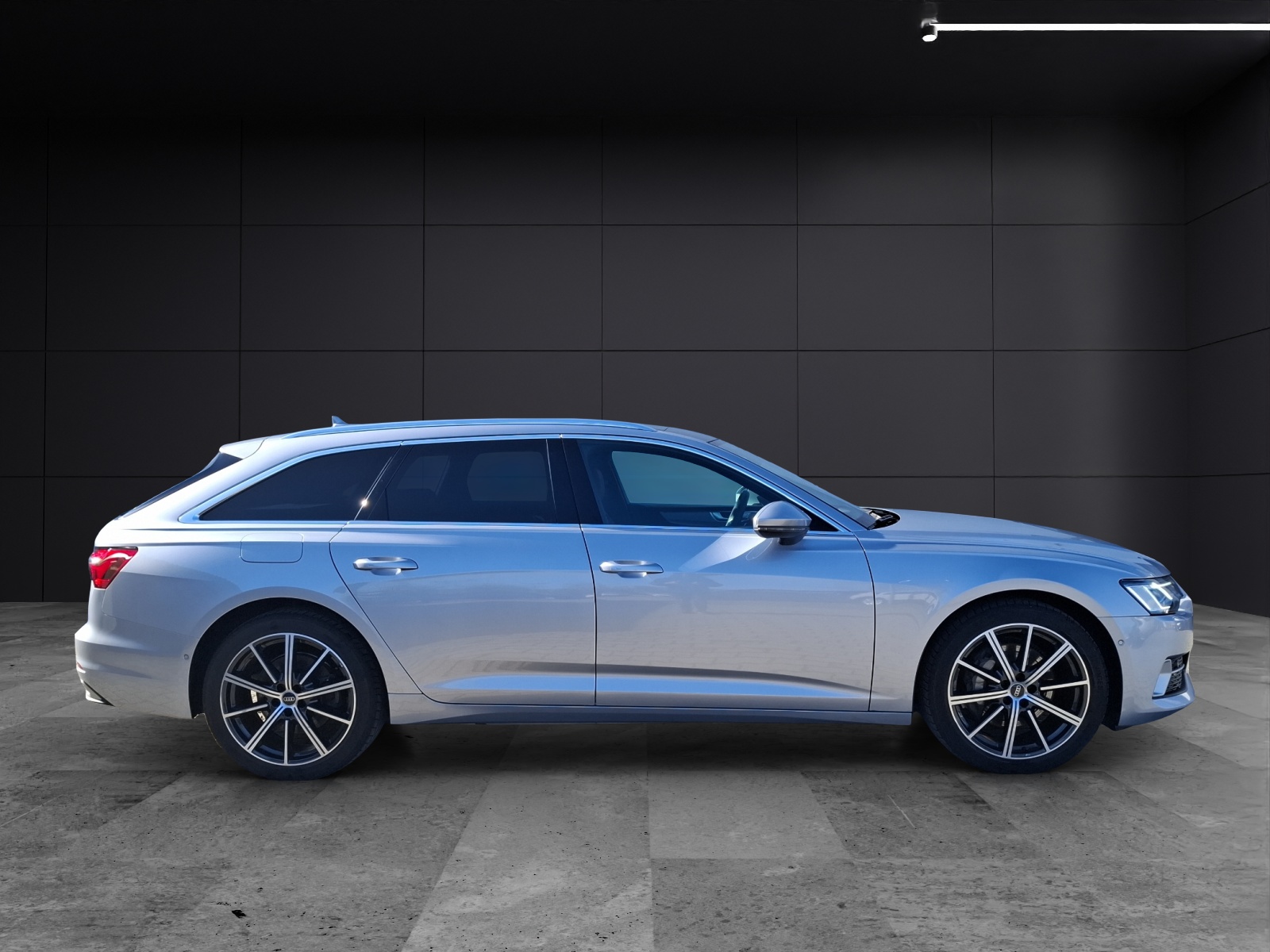 Fahrzeugabbildung Audi A6 Avant 50 TDI advanced quattro Matrix AHK Navi Pano AVC Leder HUD ACC RFK SH