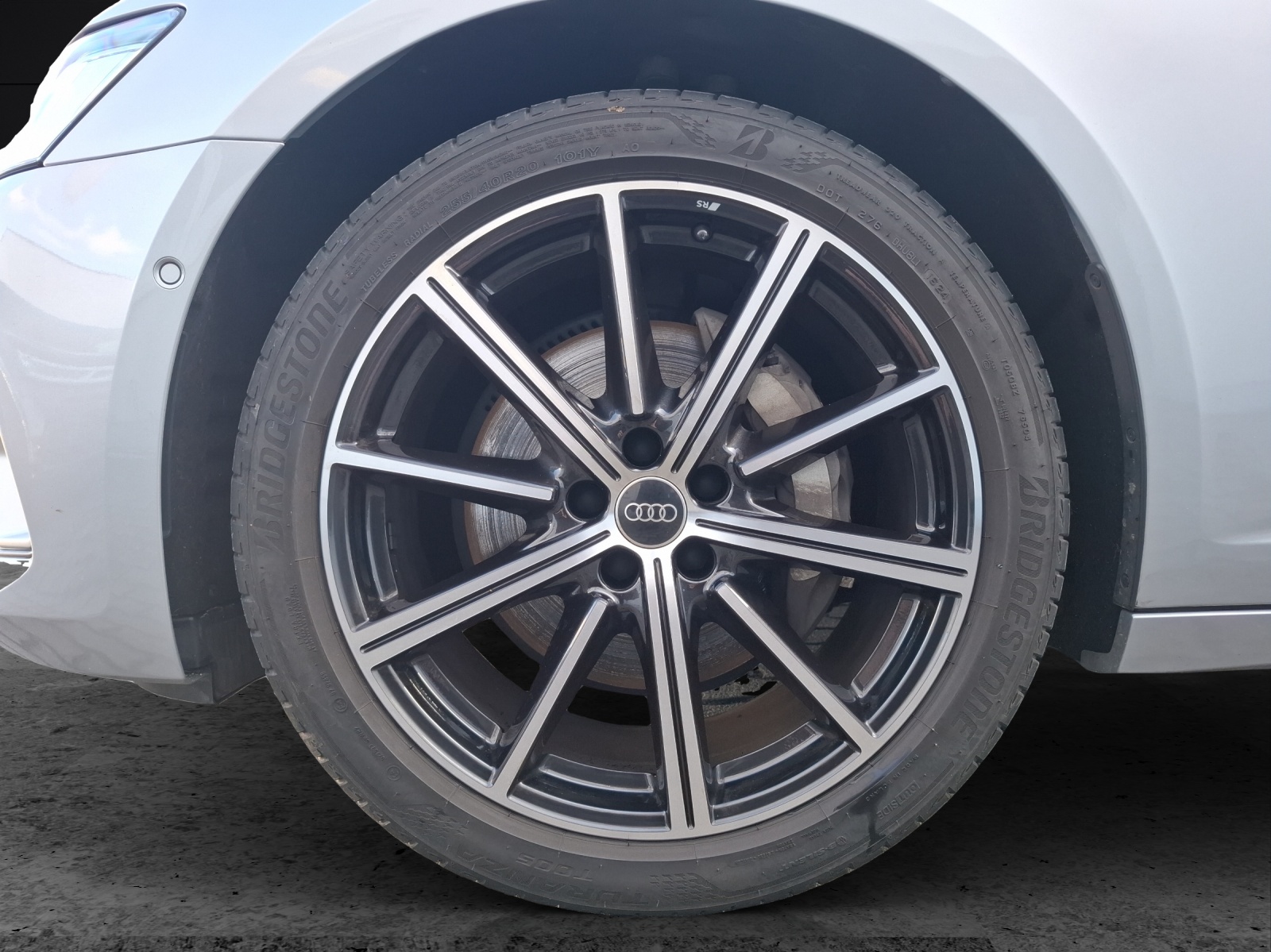 Fahrzeugabbildung Audi A6 Avant 50 TDI advanced quattro Matrix AHK Navi Pano AVC Leder HUD ACC RFK SH