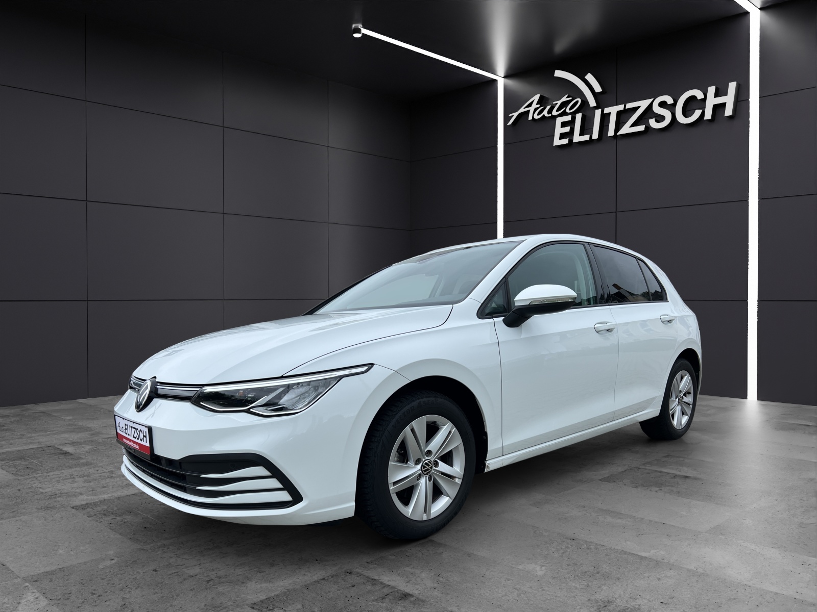 Fahrzeugabbildung Volkswagen Golf VIII Business TDI DSG LED ACC SHZ PDC Navi Klima