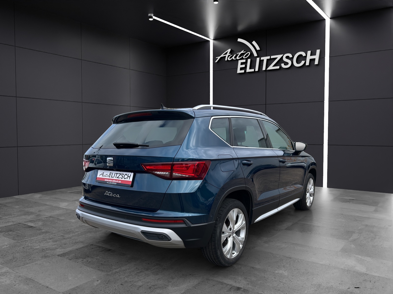 Fahrzeugabbildung SEAT Ateca TDI Xperience DSG LED AHK Navi ACC RFK SH 18