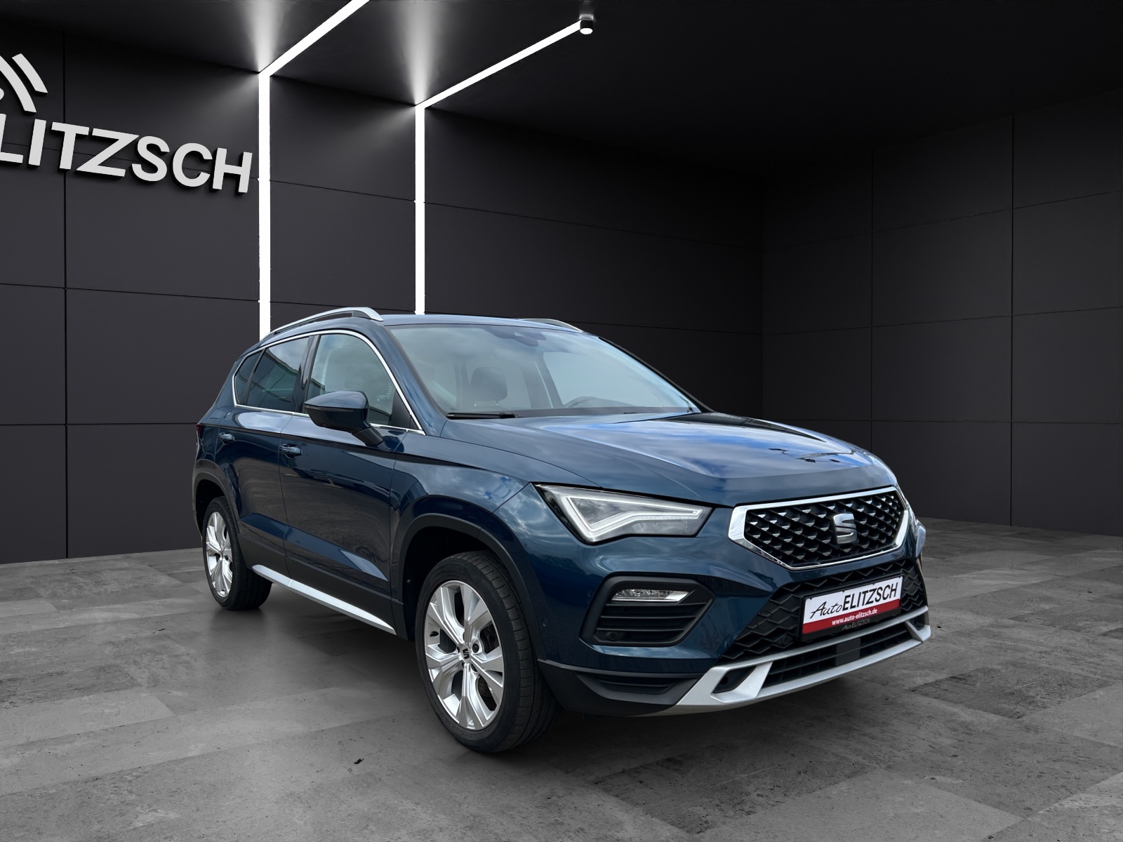 Fahrzeugabbildung SEAT Ateca TDI Xperience DSG LED AHK Navi ACC RFK SH 18