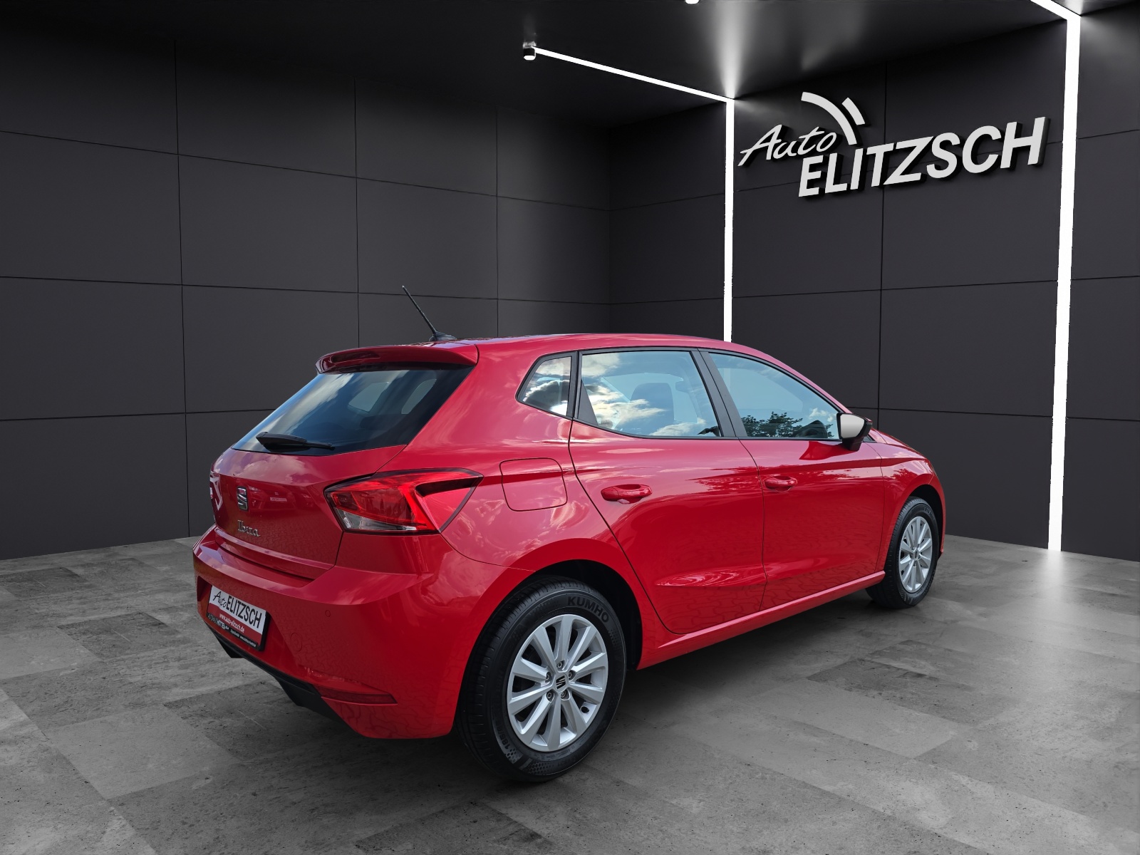 Fahrzeugabbildung SEAT Ibiza Style 1.0 TSI FULLLINK SITZH PDC