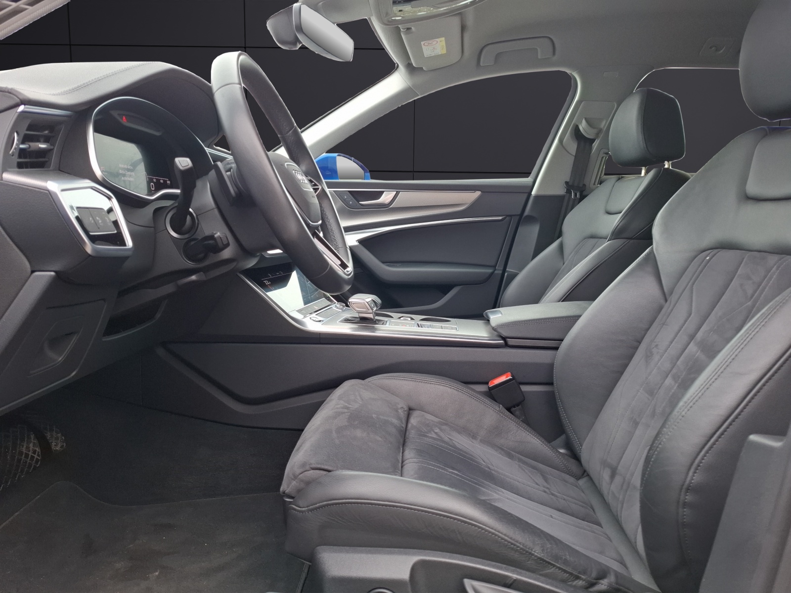 Fahrzeugabbildung Audi A6 Avant 45 TFSI S-Line quattro S-tronic LED AHK Navi AVC ACC SH 21