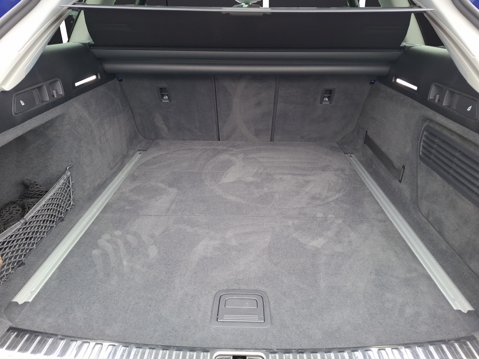 Fahrzeugabbildung Audi A6 Avant 45 TFSI S-Line quattro S-tronic LED AHK Navi AVC ACC SH 21