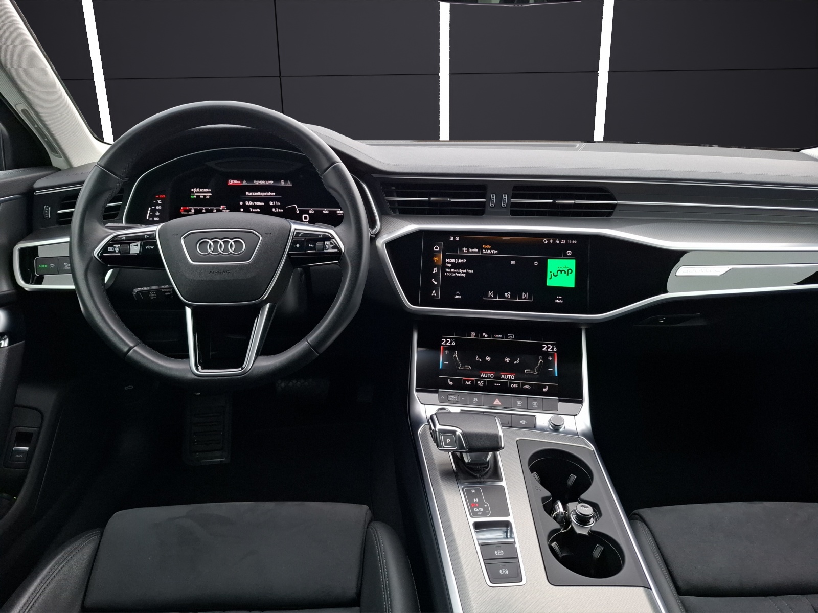 Fahrzeugabbildung Audi A6 Avant 45 TFSI S-Line quattro S-tronic LED AHK Navi AVC ACC SH 21