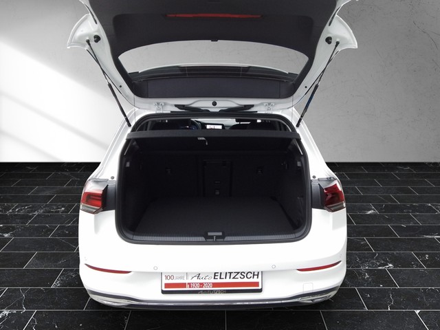 Fahrzeugabbildung Volkswagen Golf VIII Move Climatronic Kamera LED SH