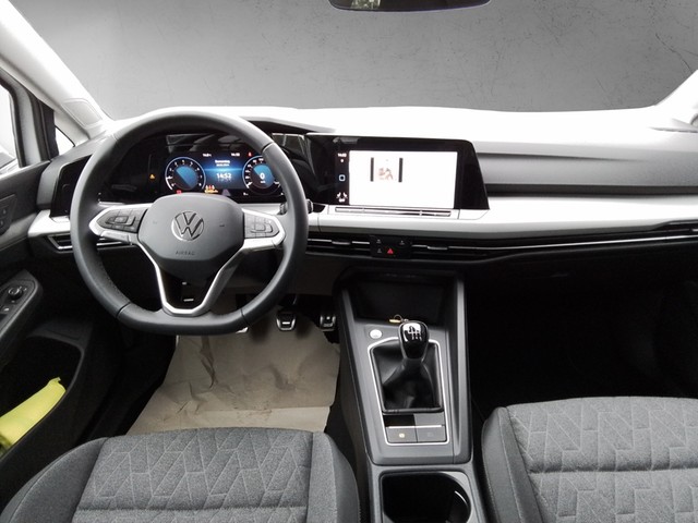 Fahrzeugabbildung Volkswagen Golf VIII Move Climatronic Kamera LED SH