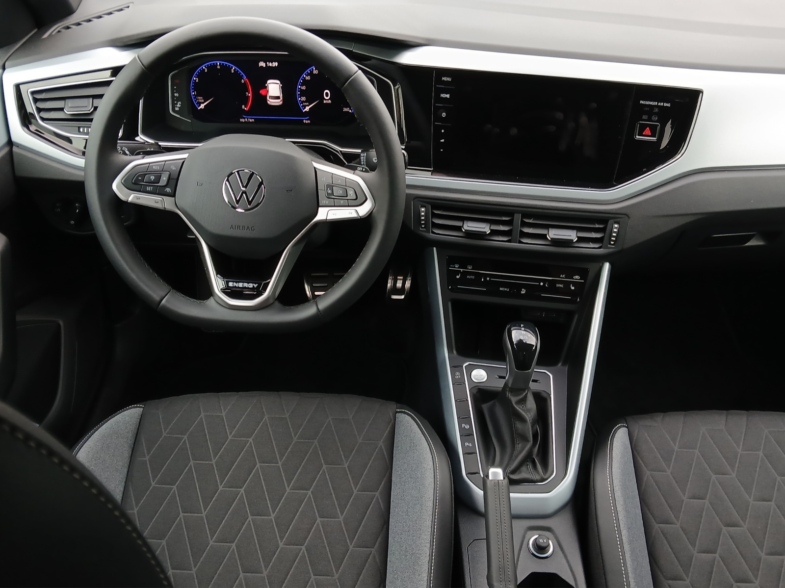 Fahrzeugabbildung Volkswagen Polo Energy LED NAVI DAB ACC