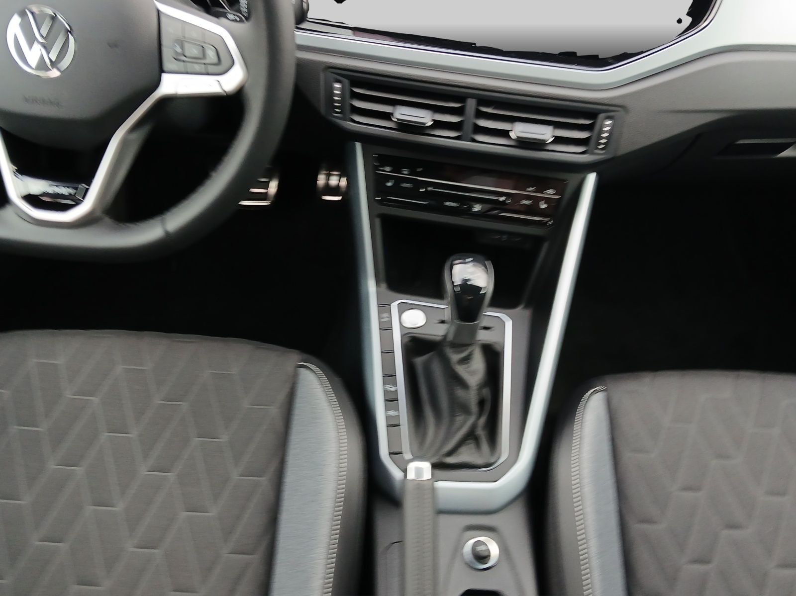 Fahrzeugabbildung Volkswagen Polo Energy LED NAVI DAB ACC