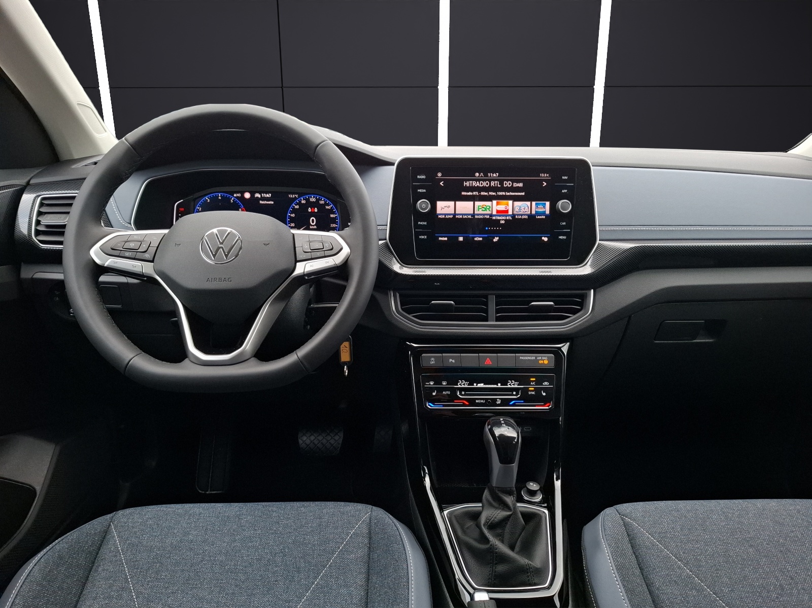 Fahrzeugabbildung Volkswagen T-Cross Style Navi LED DAB ACC