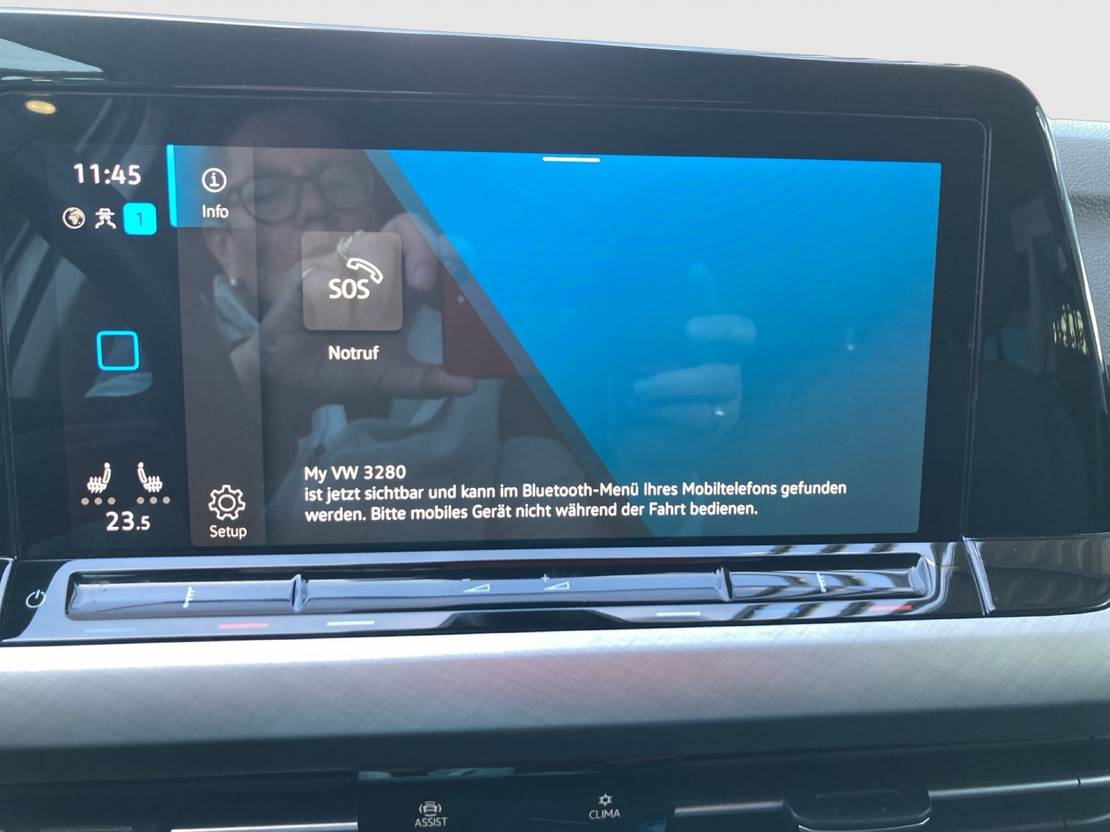 Fahrzeugabbildung Volkswagen Golf VIII Variant TDI Life DSG LED Navi ACC PDC