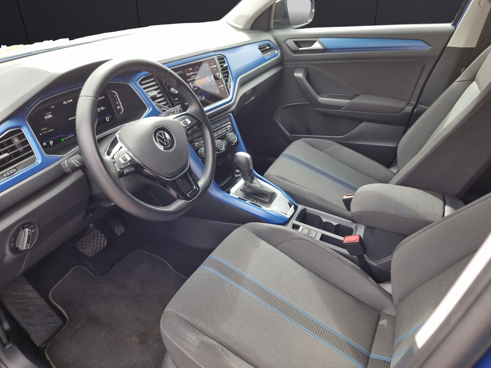 Fahrzeugabbildung Volkswagen T-Roc Style DSG LED ACC AHK Kamera Navi