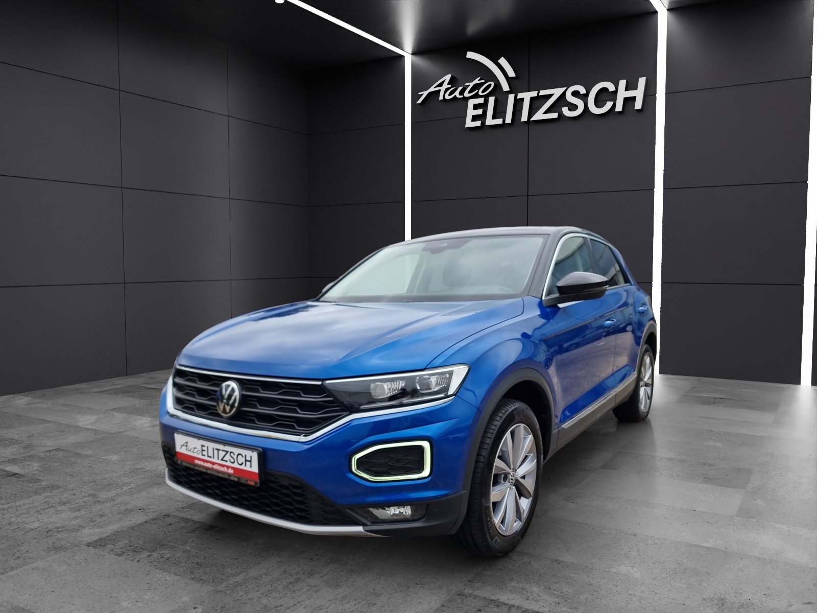 Fahrzeugabbildung Volkswagen T-Roc Style DSG LED ACC AHK Kamera Navi