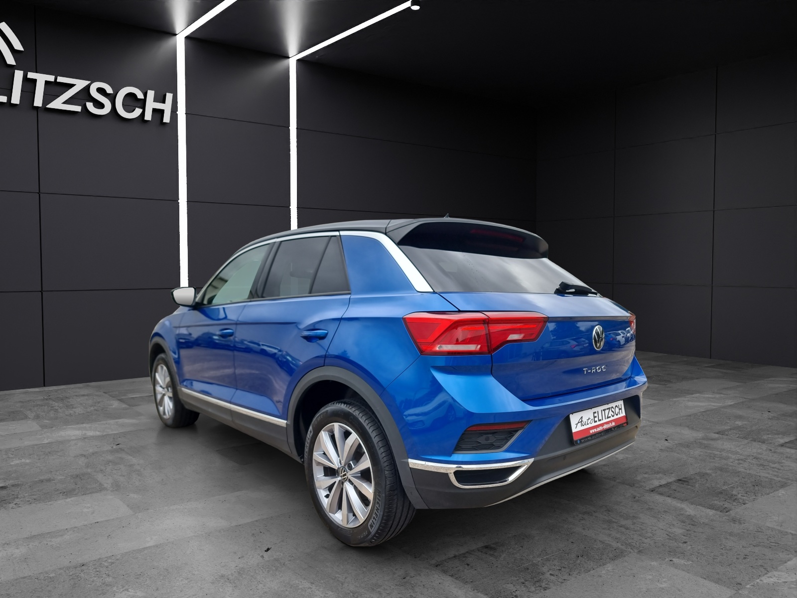 Fahrzeugabbildung Volkswagen T-Roc Style DSG LED ACC AHK Kamera Navi