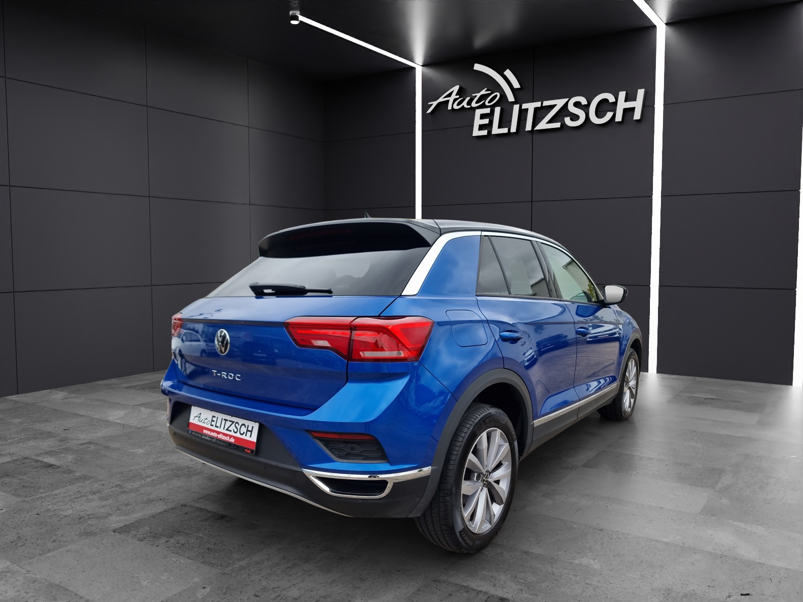 Fahrzeugabbildung Volkswagen T-Roc Style DSG LED ACC AHK Kamera Navi