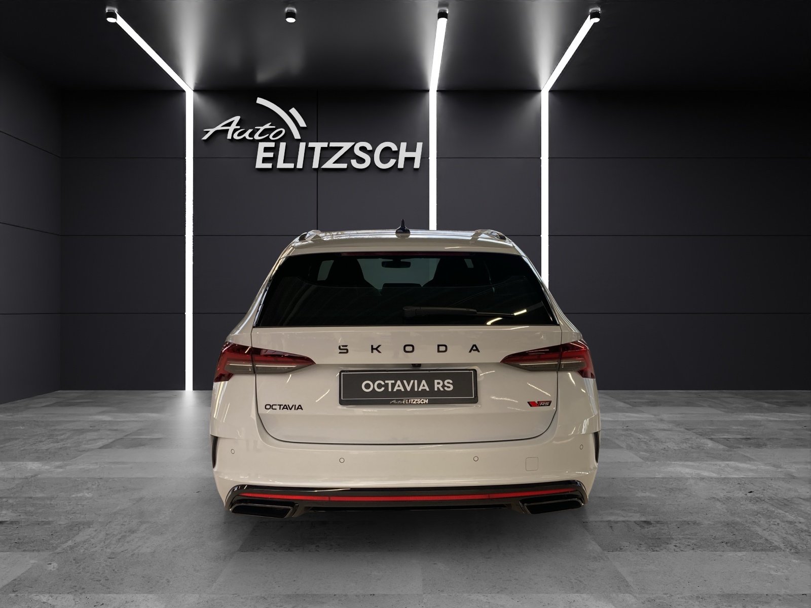 Fahrzeugabbildung SKODA Octavia Combi RS 2.0 TSI 195 kW DSG PANO AHZV DCC RS-LOUNGE