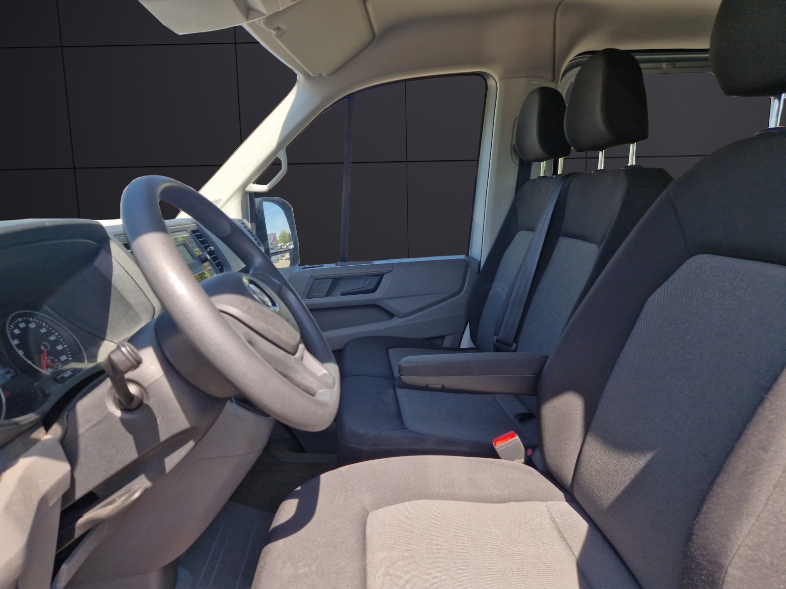 Fahrzeugabbildung Volkswagen Crafter Kasten 35 MR Klima PDC