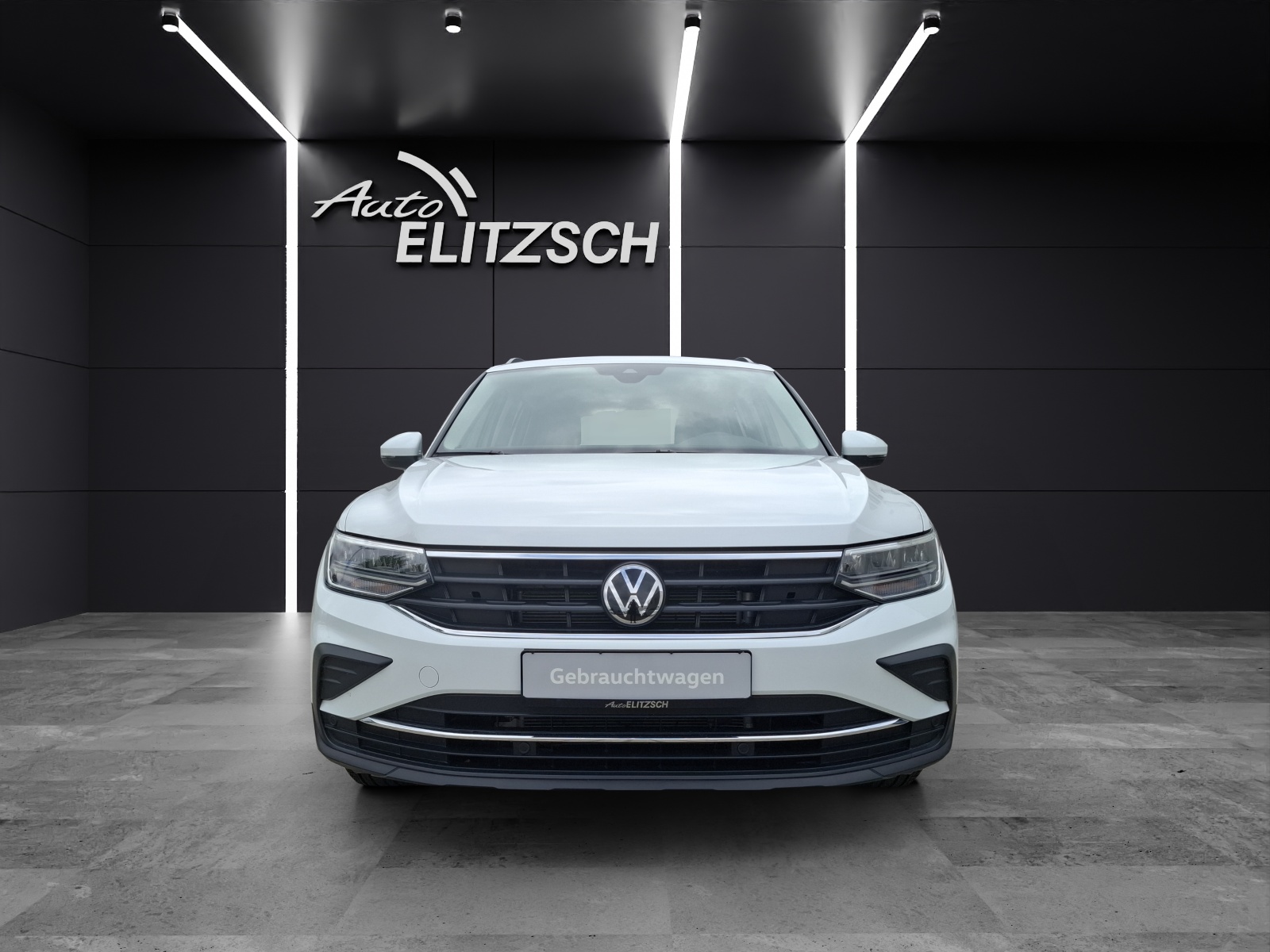Fahrzeugabbildung Volkswagen Tiguan TSI Life DSG LED AHK Navi ACC RFK SH