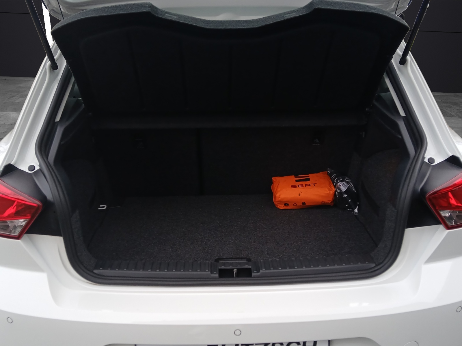 Fahrzeugabbildung SEAT Ibiza TSI Style Beats Fast-Lane DSG Climatronic GRA RFK SH LM