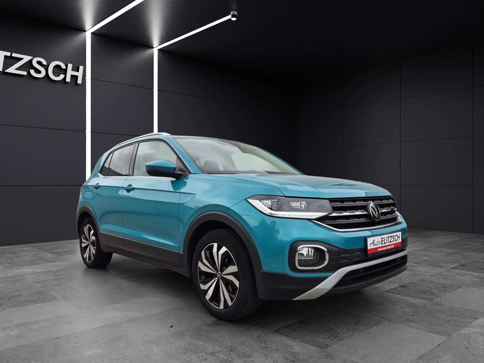Fahrzeugabbildung Volkswagen T-Cross TSI Style DSG LED Navi ACC RFK SH 17