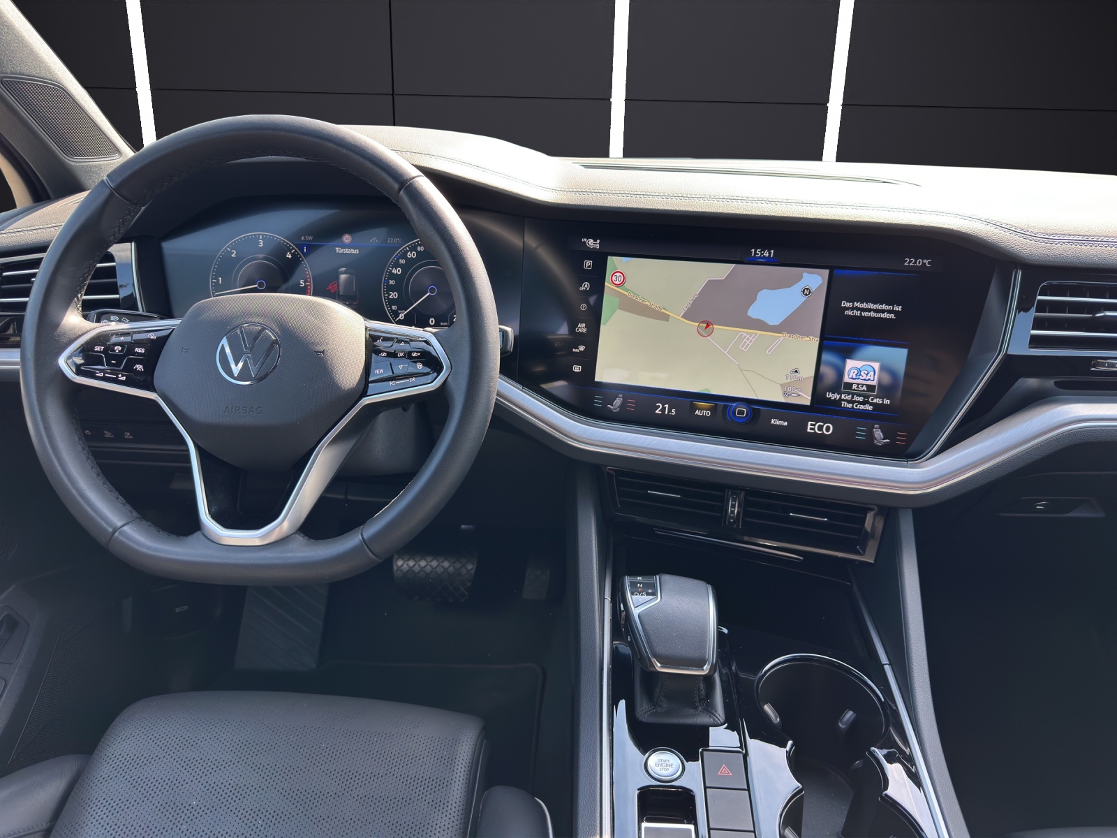 Fahrzeugabbildung Volkswagen Touareg Elegance TDI 4M MATRIX Luft AHK Standhzg RFK