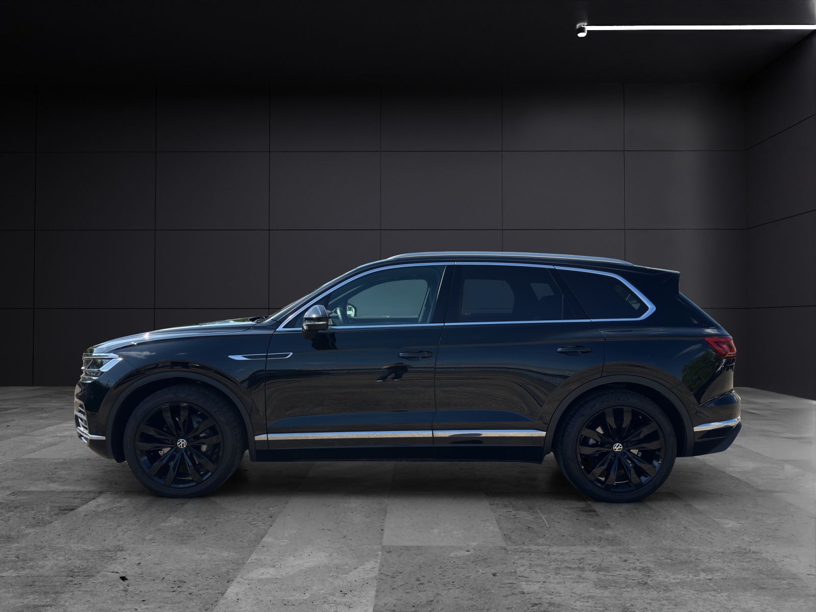 Fahrzeugabbildung Volkswagen Touareg Elegance TDI 4M MATRIX Luft AHK Standhzg RFK