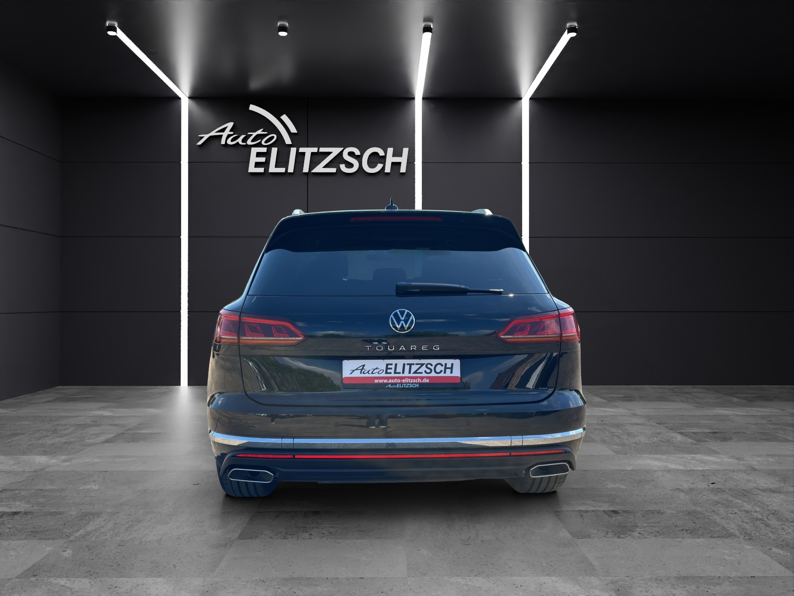 Fahrzeugabbildung Volkswagen Touareg Elegance TDI 4M MATRIX Luft AHK Standhzg RFK