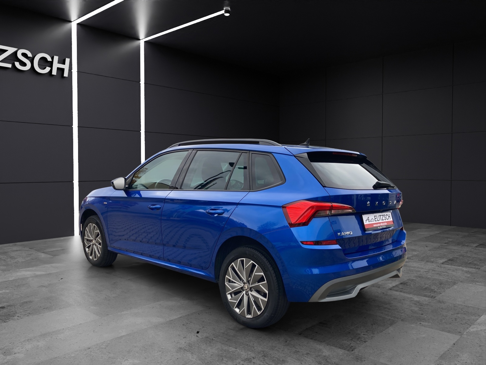 Fahrzeugabbildung SKODA Kamiq TSI Clever LED AHK Navi GRA RFK SH