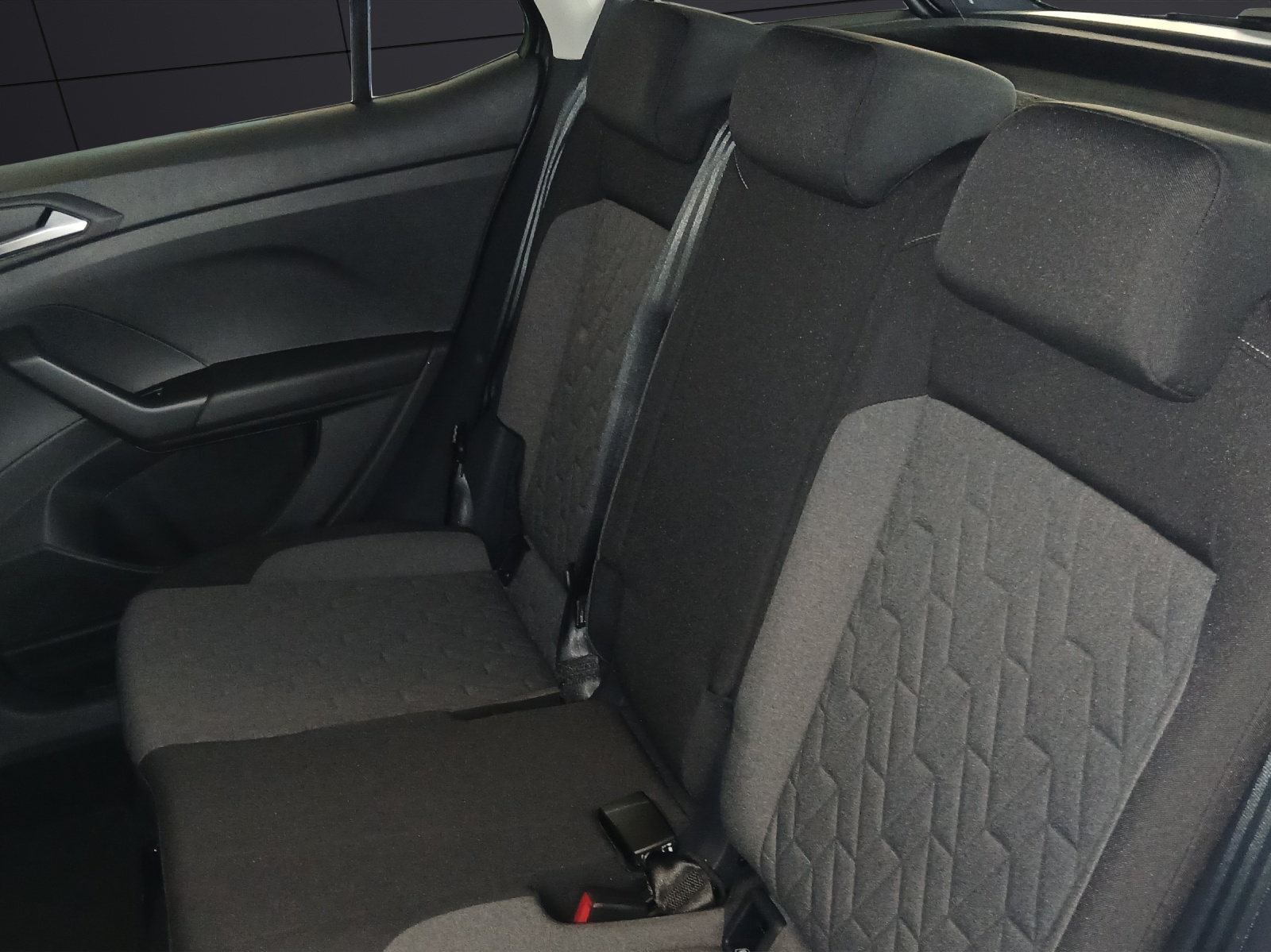 Fahrzeugabbildung Volkswagen T-Cross Life LED Read2Discover AppConnect